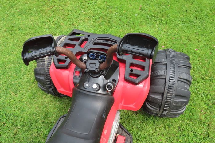 Dune 8 Commander 24V Electric Ride On Kids Quad  (Spares or Repair)