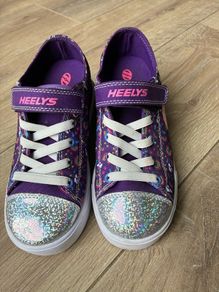 2 pairs of Heelys