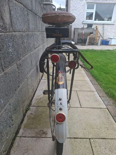 Vintage Roadster Bike
