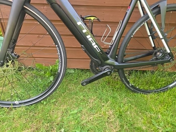 Cube Agree Race C62