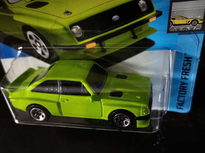 Ford Escort RS2000 ! Factory Fresh Series ! Hot Wheels ! 2024 ! by Mattel !