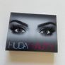 Huda beauty hoodie flares 25 classic lashes Image 2