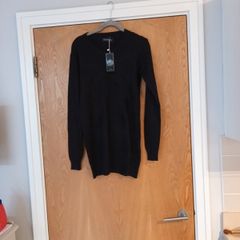 Buisdaei Long Black Jumper. S  14-16.   B