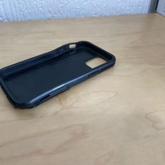 iPhone 12 Mini Black Otterbox Cover (Cracked)