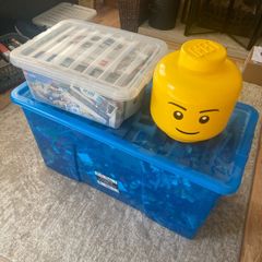 Huge amount of mixed up lego sets