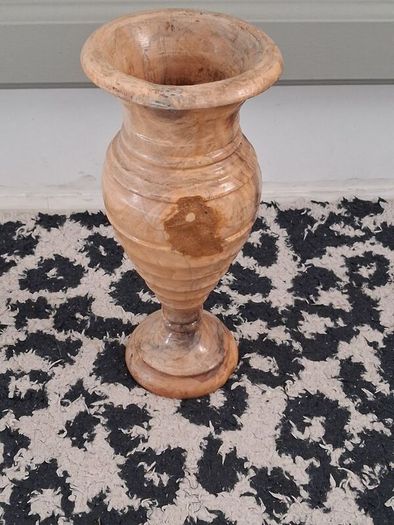 Wooden holder/vase