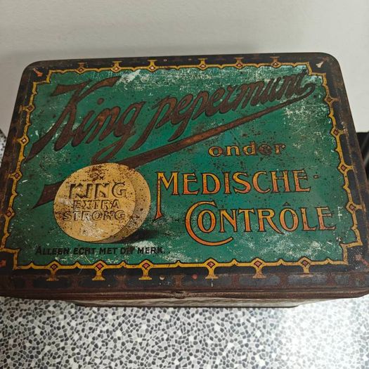 Vintage large Dutch Peppermint tin, "King Peppermunt" early 1900s lithograph tin
