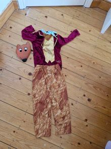 costumes