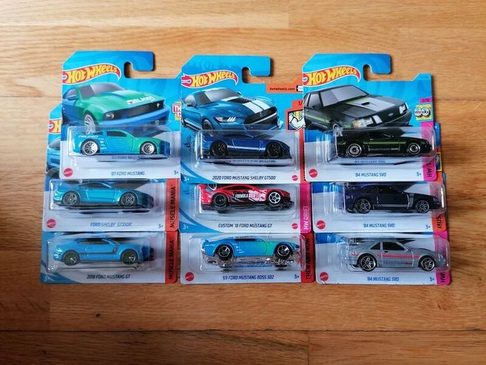 1:64 Hot wheels