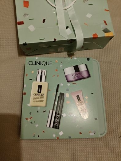 Clinique Gift Set