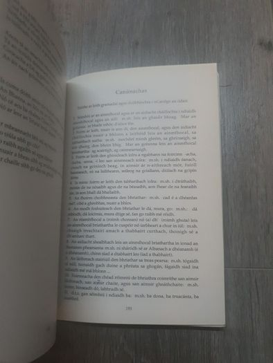 Cnuasach Cead Conalach, Sean Ban Mac Meanman, Coisceim 1989 1st edition.