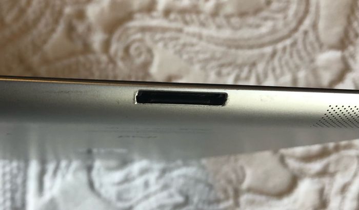 iPad 2 A1395 (WiFi) and magnetic cover