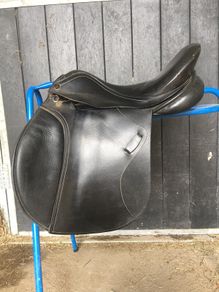 paul jones saddle