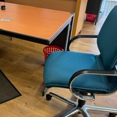 Office desk chair