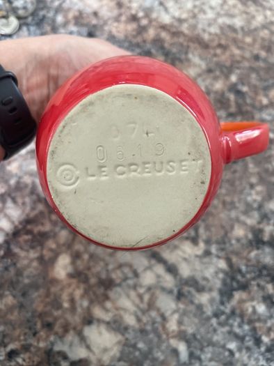 Le crueset breakfast jug
