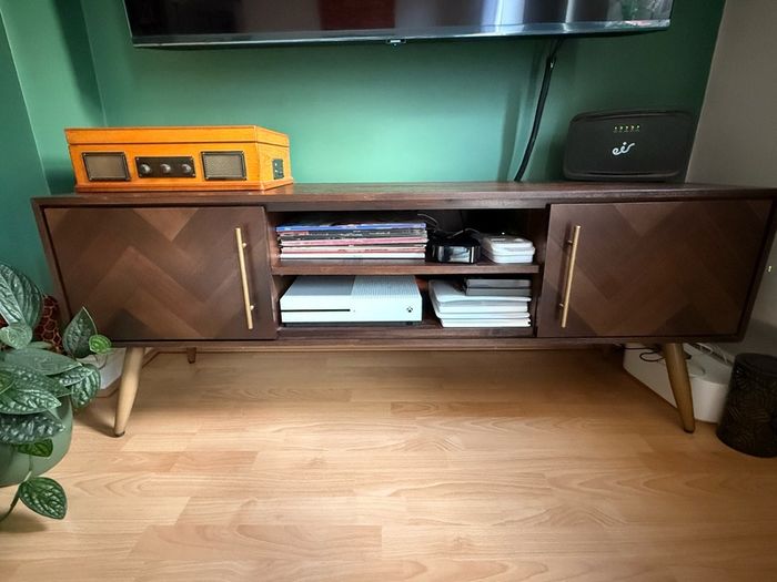 TV Unit