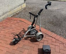 Powakaddy golf trolley