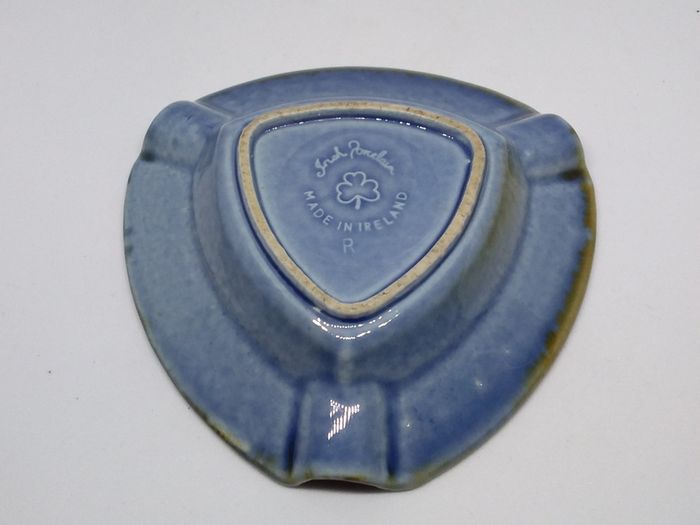 Irish Porcelain Ashtray - Irish Jaunting Car and Shamrock
