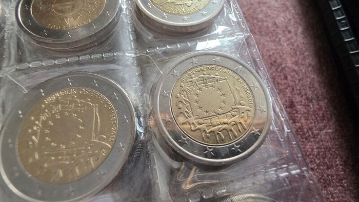 2 euro coin