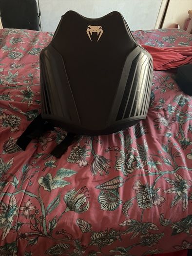 Venum challanger coach protector