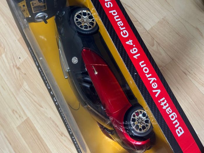 Bugatti Veyron Car Model
