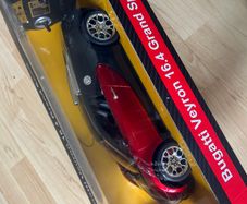 Bugatti Veyron Car Model
