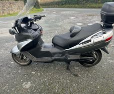 2010 Suzuki Burgmann 650 executive Mint/V low mileage