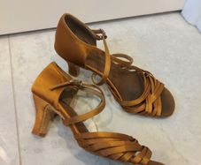 Ladies Latin shoes