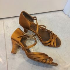 Ladies Latin shoes