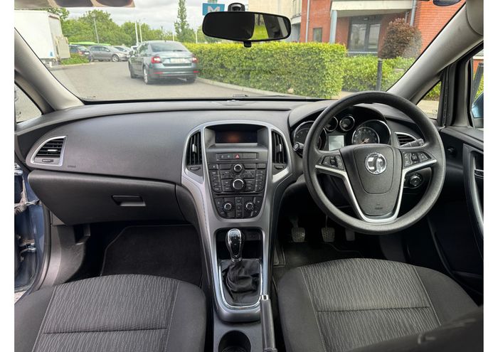 2014 Vauxhall Astra
