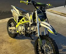 Dirt bike