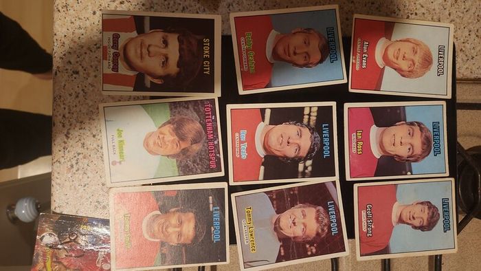Various cards a&bc differnt colour backs and soccer stars