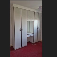 Fitted wardrobe
