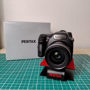 Pentax 645z + 55mm 2.8 SDM lens