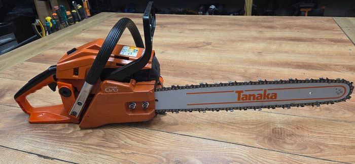 Tanaka chainsaw