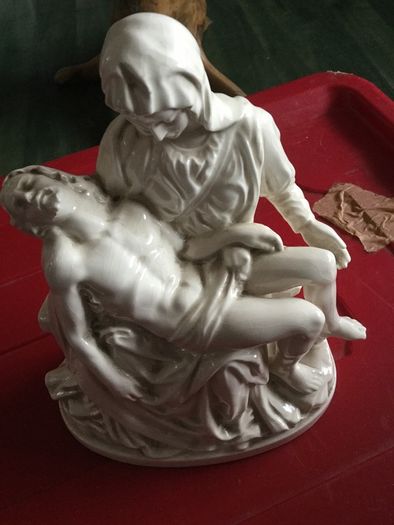 Hummel figure