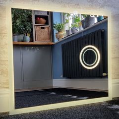 LED Bathroom Mirror LED Bathroom Mirror Makeup with Zoom Touch Switch Made in EU