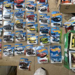 Hot wheels/Corgi/ledo cars