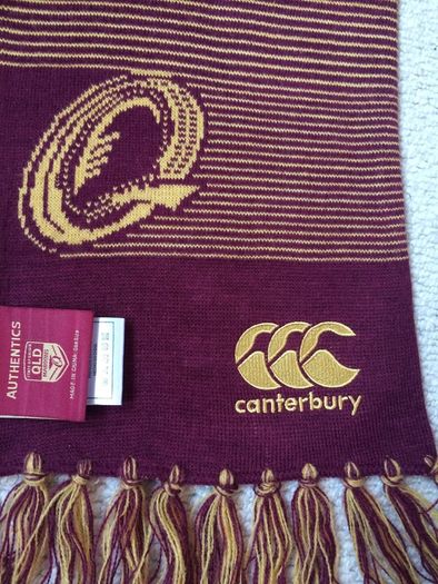 Canterbury scarf