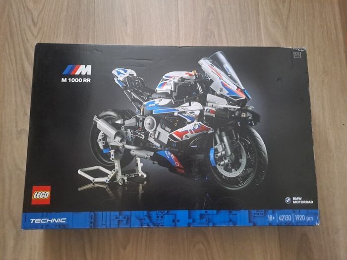 LEGO Technic 42130 BMW M 1000 RR Motorcycle