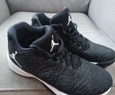 Nike Air Jordan Basketball Trainers Size 6