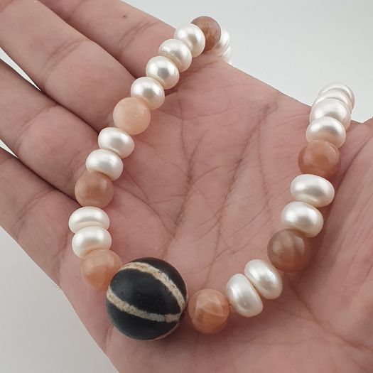 Authentic Fresh Water Pearls & Moon Stone With Melon Shape Agate Gemstone Pendant Necklace