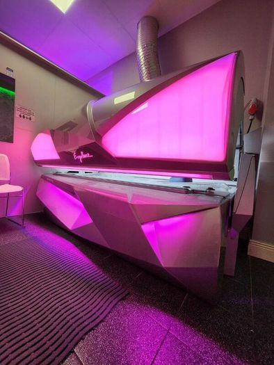 Sunbed Ergoline Affinity 900