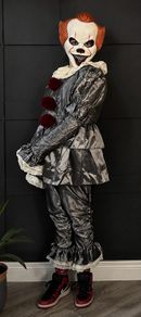 Halloween Pennywise costume