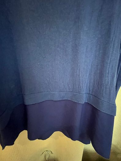 Gallery Long Line Top