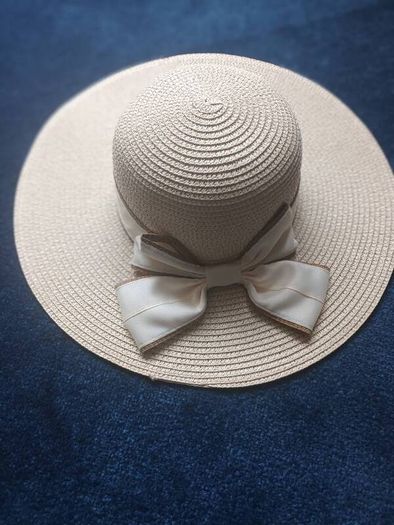 Wide- Brimmed Lady's Sunhats 15euro EACH