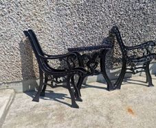 Garden table + bench cast iron