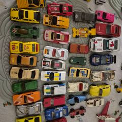 large Vintage Diecast Toy Collection Matchbox, Corgi, Batman & More