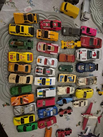 large Vintage Diecast Toy Collection Matchbox, Corgi, Batman & More