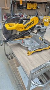 dewalt saw